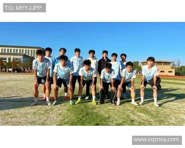 运动会足球明星闪耀赛场展现青春风采与团队精神